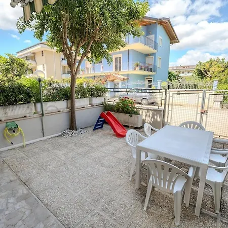 Con Giardino Esclusivo Holiday home Alba Adriatica